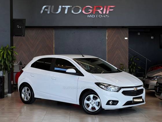 CHEVROLET ONIX 1.4 MPFI LT 8V FLEX 4P MANUAL CHEVROLET ONIX 1.4 MPFI LT 8V FLEX 4P MANUAL
